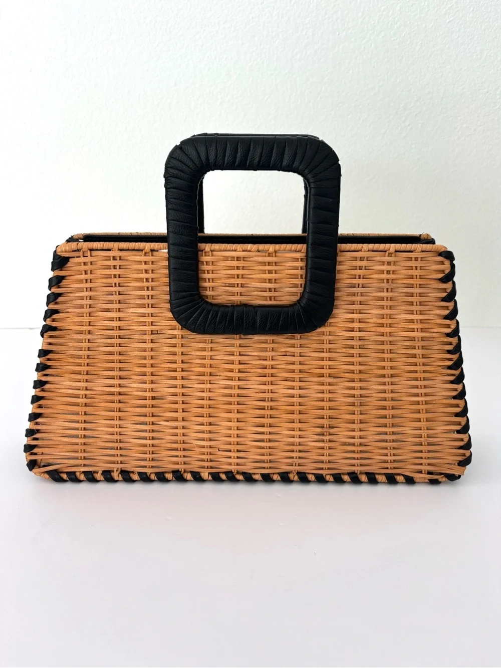 BCBG Natural Wicker Black Whipstitch Bag NWT Square Handles Crossbody